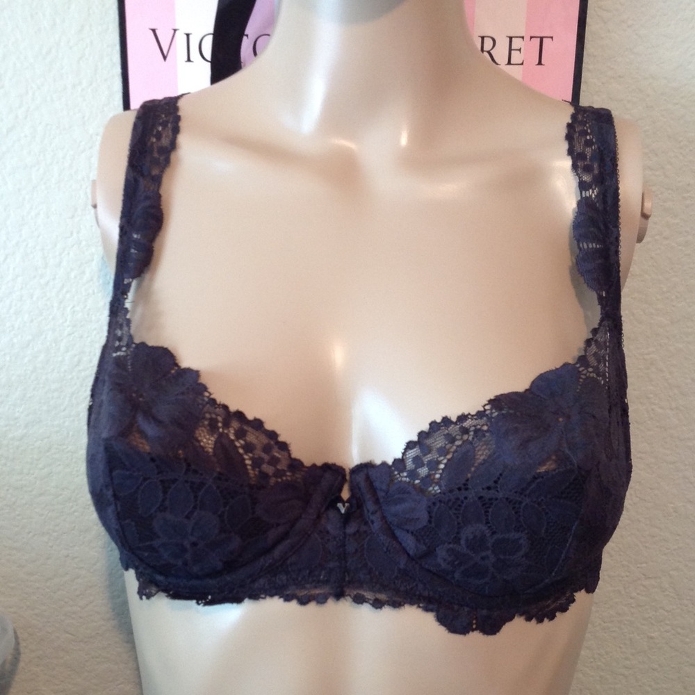 Very sexy black lace bra with wide straps - Picture 1 of 6